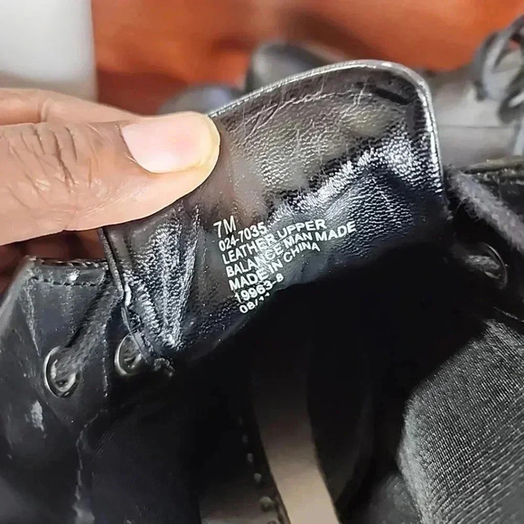 Liz Baker Vintage booties. Size 7 M - Picture 8 of 11